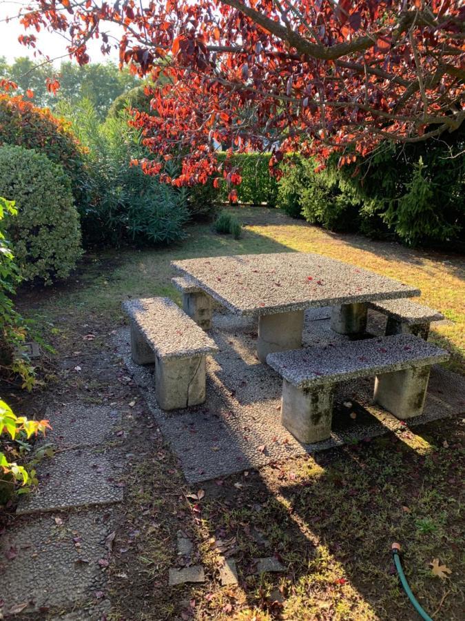 Near Como, Charming Apartment With Fireplace Grandate Eksteriør bilde